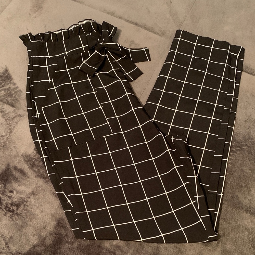 SHEIN Black Grid Pattern Pants with Bow